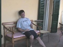 CHILLING OUTthumb.jpg (8700 bytes)