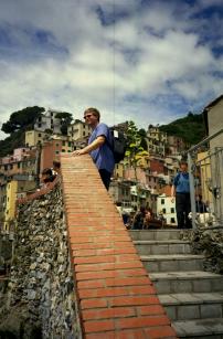 103_3thumb.jpg (15450 bytes)