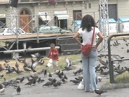 SMN-BIRD-KICK2thumb.jpg (14051 bytes)